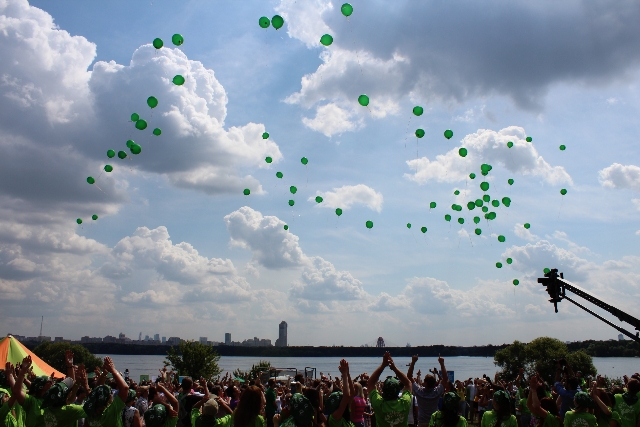   Экофест 2013 в Москве -  флешмоб «Зелёное сердце» - фото 18
