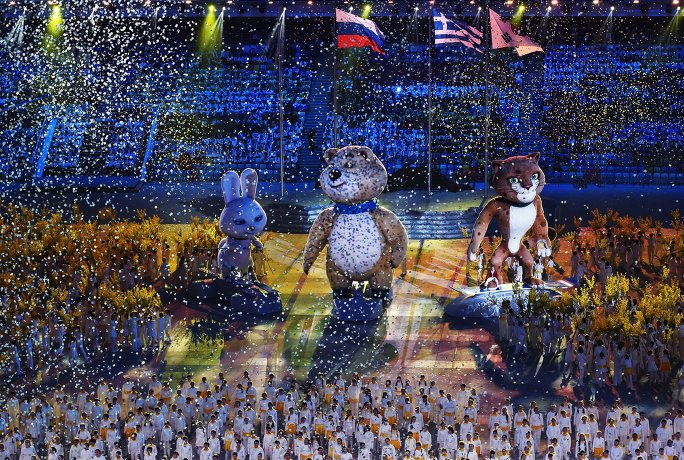 В Сочи прошла церемония закрытия XXII зимних олимпийских Игр. Фотогалерея  - фото 1
