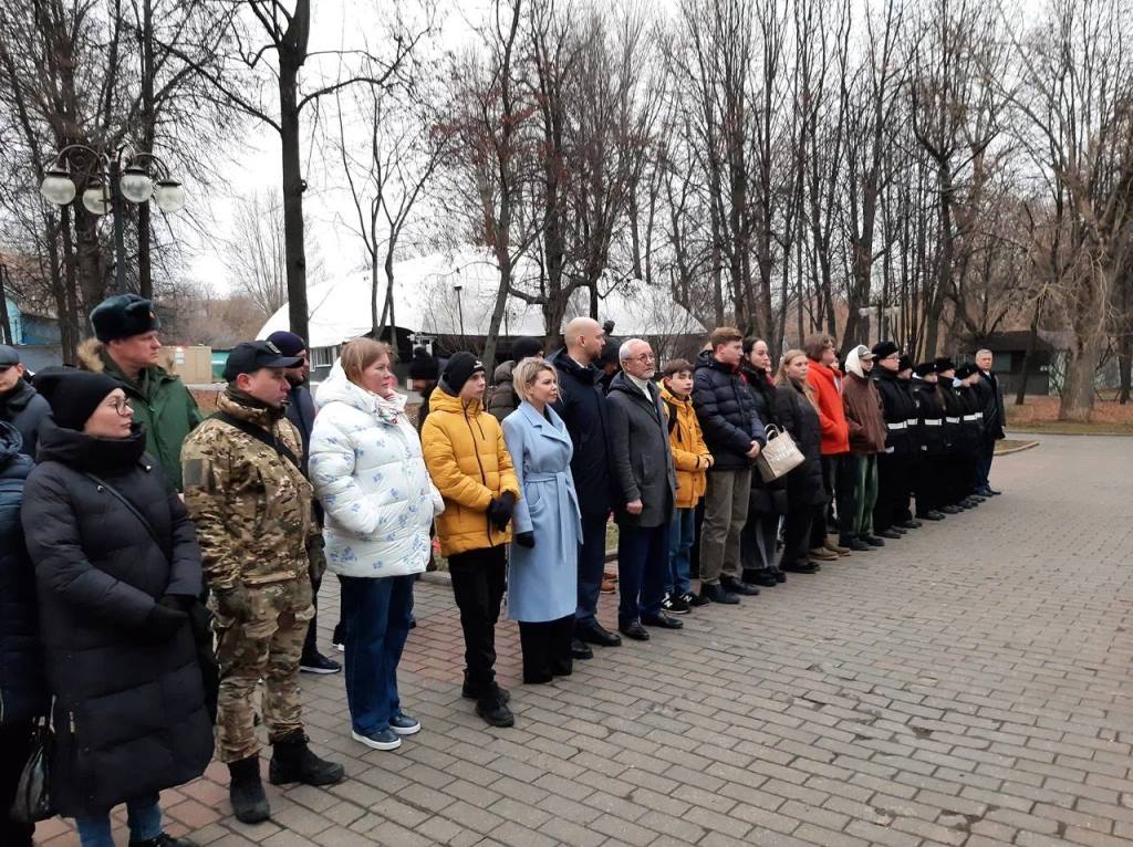 В центре столицы «Единая Россия» открыла выставку «Наши Герои – гордость Москвы» - фото 5