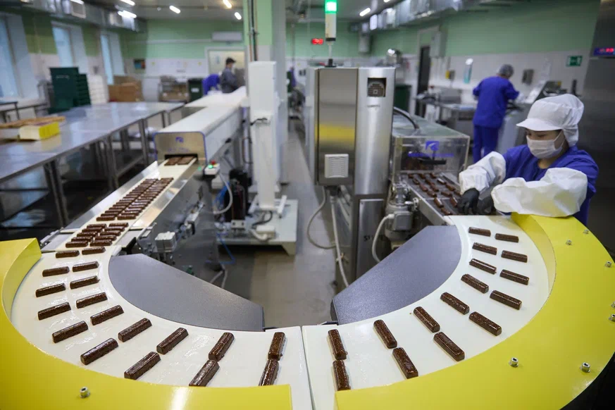 Московский производитель увеличил поставки шоколадных батончиков - фото 3