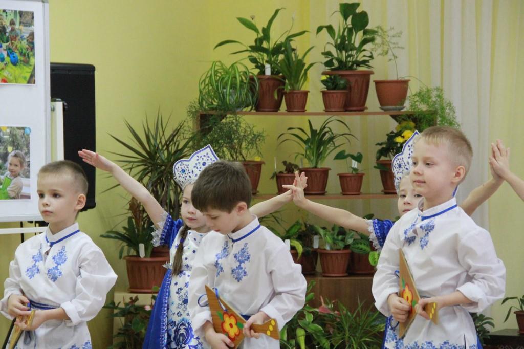 Детский сад Селекционной станции получил комплект растений для озеленения - фото 2