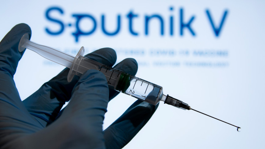 Российский "Спутник V" стал первой вакциной против COVID-19 с доказанной эффективностью при ВИЧ - фото 1
