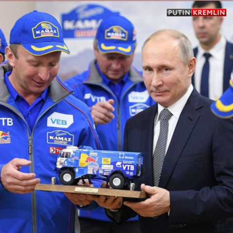 Президент Путин поздравил победителей «Дакара» в зачёте грузовиков - фото 1