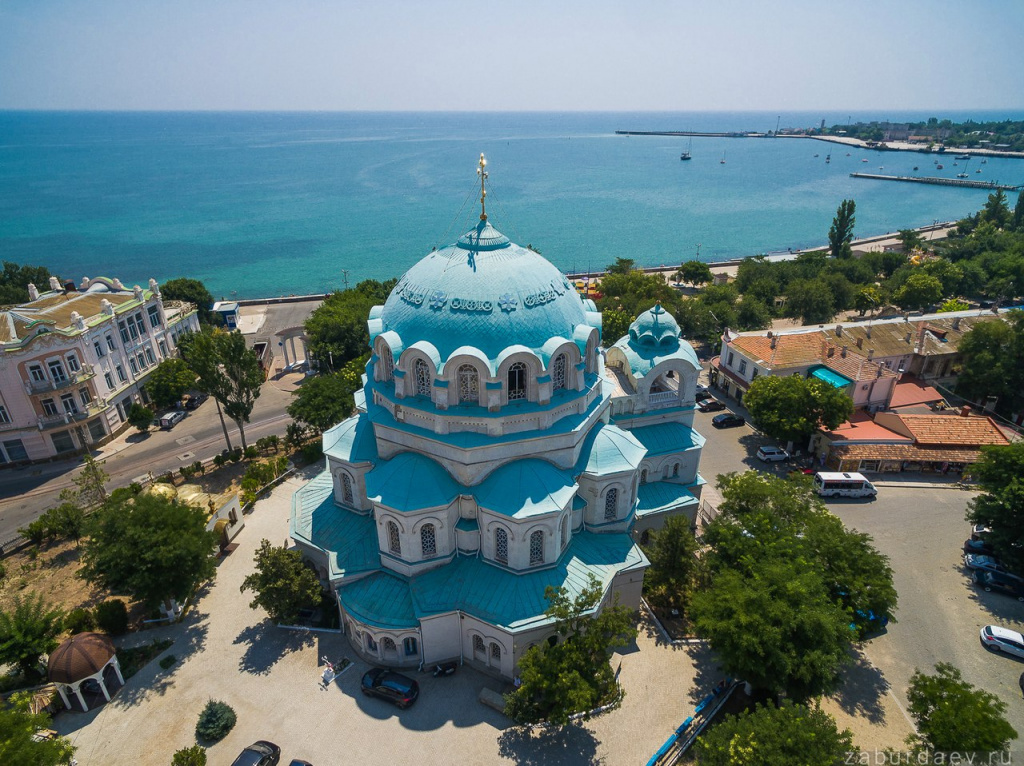 Россия: Крым, Евпатория и розовое  озеро Сасык - фото 3