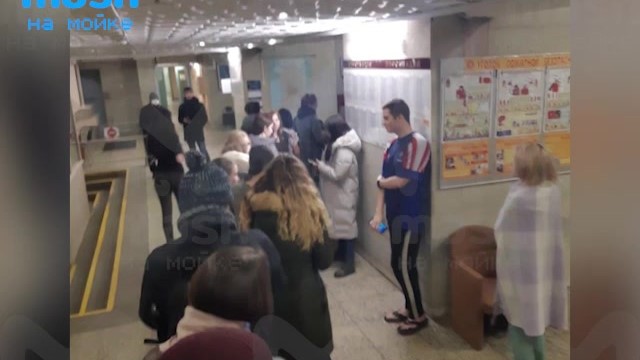 Новый первый случай коронавируса в Питере - под ударом студенты - фото 1