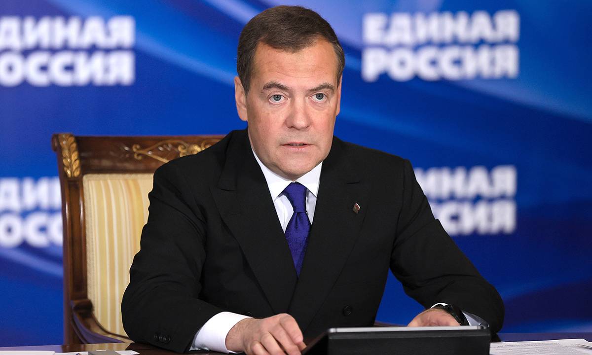 Александр Козлов: В ближайшие годы появятся сети газоснабжения в Новомосковском и Троицком округах - фото 2