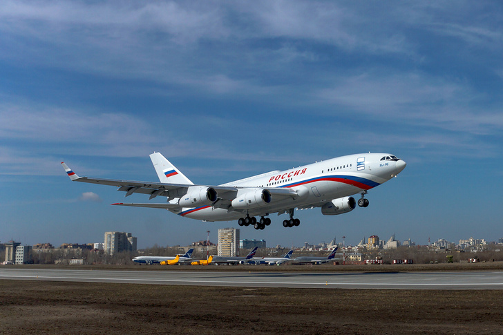 Первый полет совершил очередной серийный Ил-96-300 - фото 1