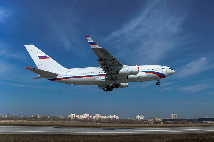 Первый полет совершил очередной серийный Ил-96-300 - фото 2