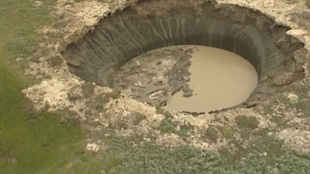CNN (США): ученые разгадали загадку огромных кратеров, образующихся в сибирской вечной мерзлоте - фото 1