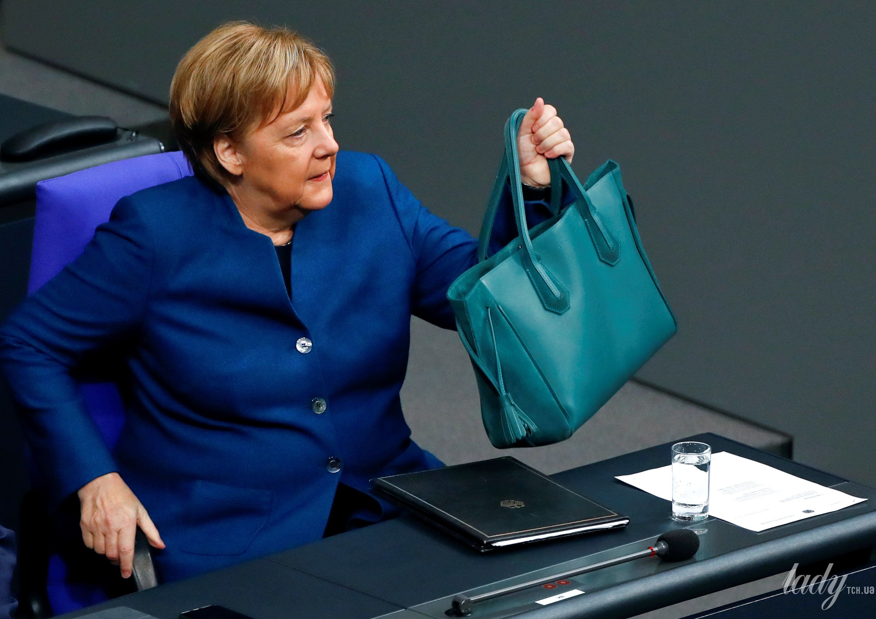 Ангела Меркель прощается