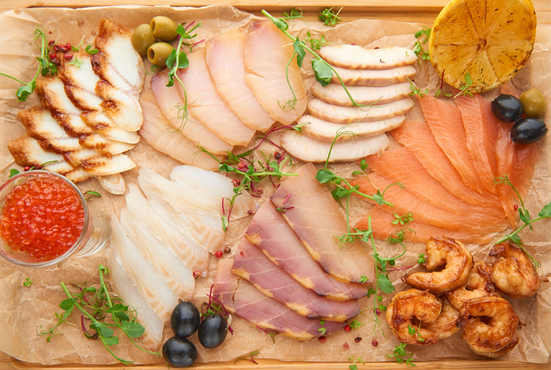 Рыбная тарелка. Подборка оригинальной подачи рыбы и морепродуктов на праздничный стол - фото 26