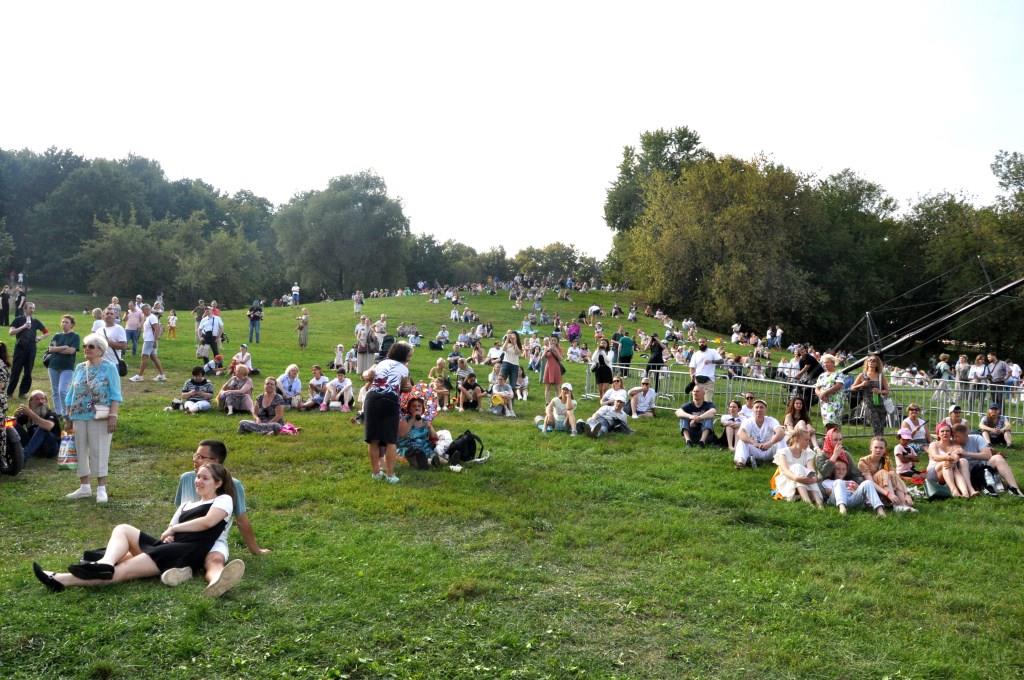 В Москве открылся XII  Фестиваль славянского искусства «Русское поле» - фото 5