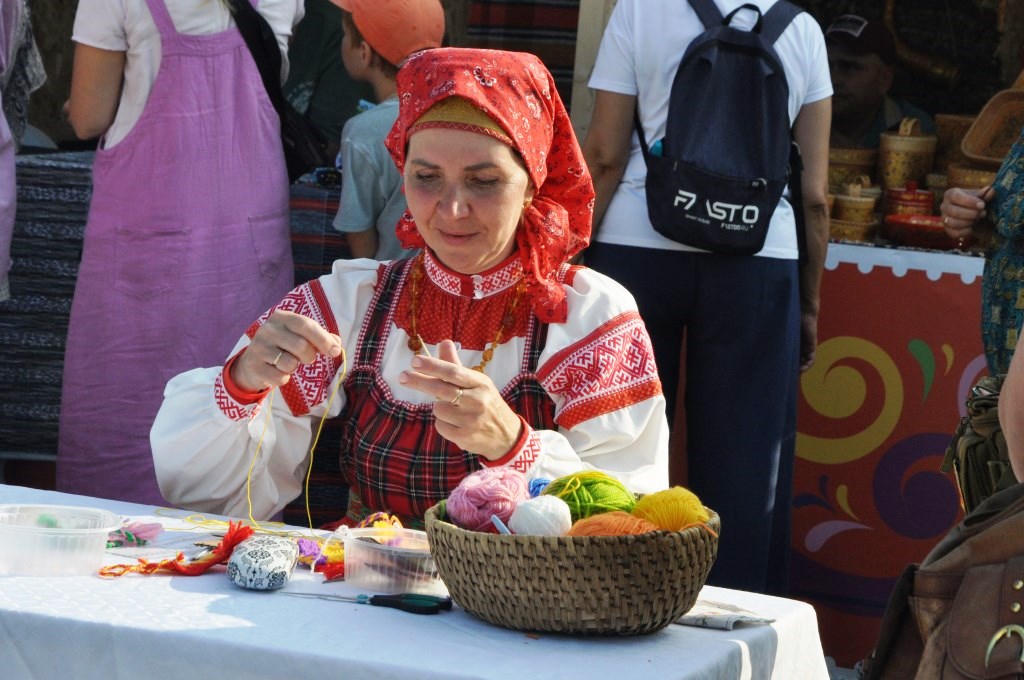 В Москве открылся XII  Фестиваль славянского искусства «Русское поле» - фото 11