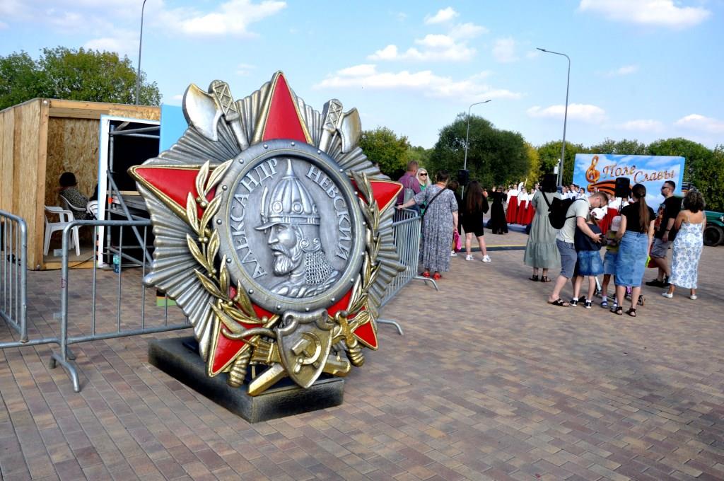 В Москве открылся XII  Фестиваль славянского искусства «Русское поле» - фото 19