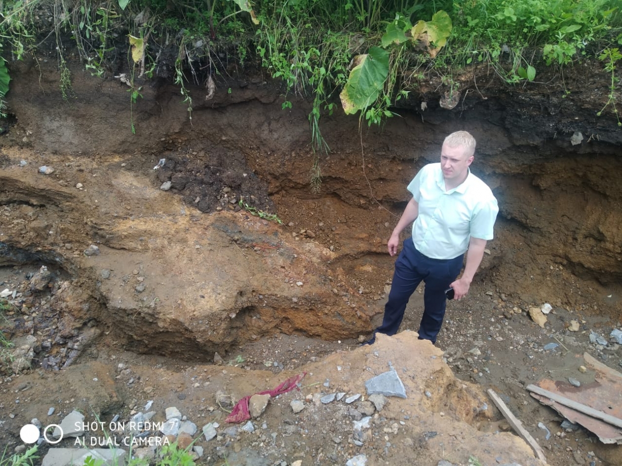 В пострадавшем от сильных ливней п. Известковый ЕАО введен режим ЧС - фото 3