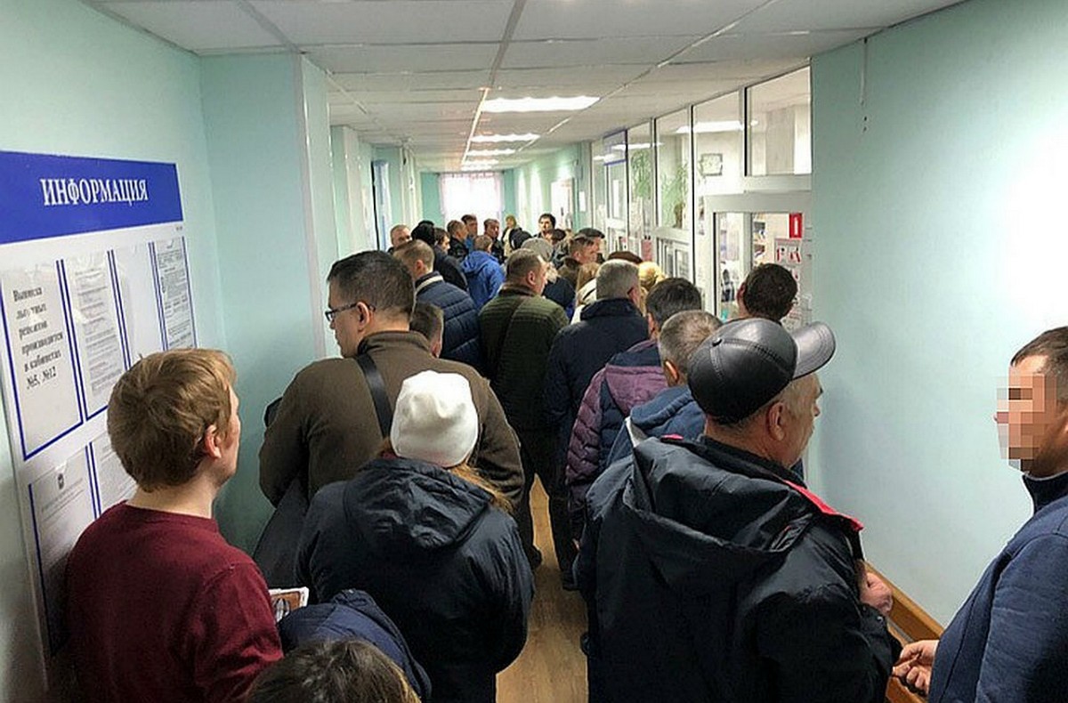Принятие нового порядка медосмотра для российских водителей отложено по решению Минздрава - фото 1