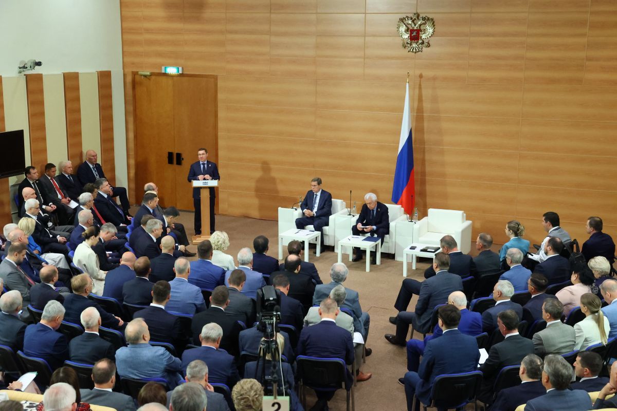 Поддержка участников СВО, семей с детьми, пенсионеров: «Единая Россия» подвела итоги работы фракции в весеннюю сессию Госдумы - фото 2