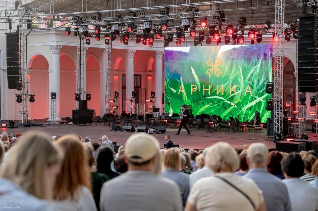 Лариса Долина, Этери Бериашвили, Андрей Лефлер и Альберт Жалилов отметили 110-летие Михаила Матусовского на арт-фестивале «С чего начинается Родина?» - фото 2