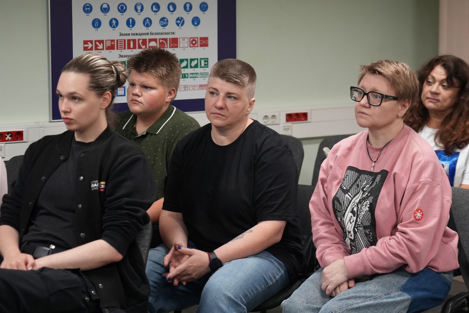 Московская «Единая Россия» провела ко Дню ветеранов боевых действий мастер-класс по оказанию первой помощи - фото 7
