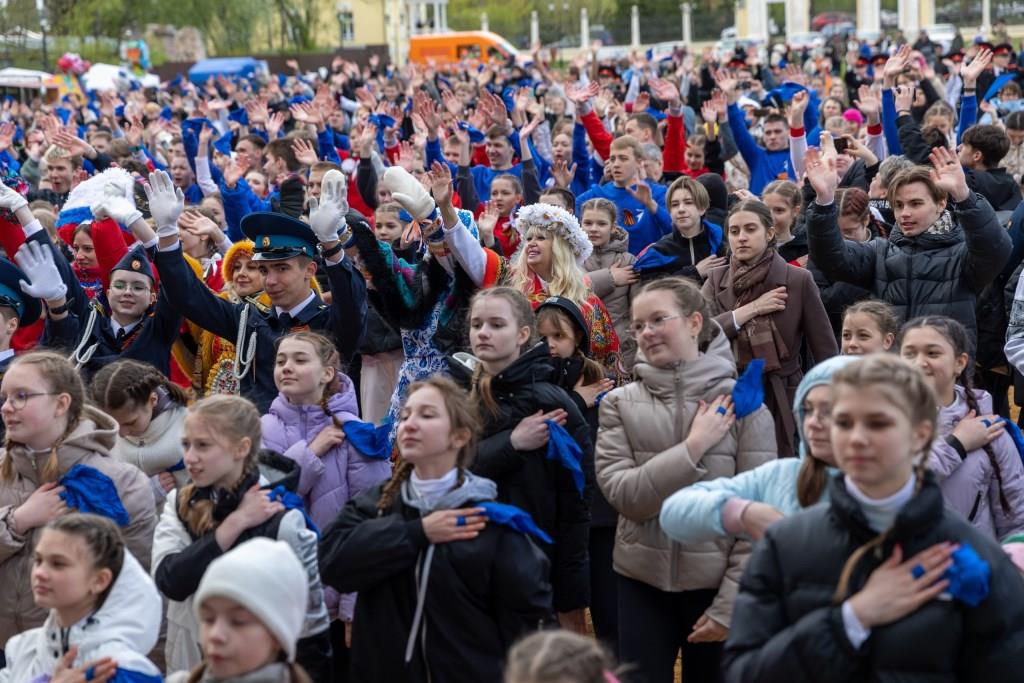 Владимир Шапкин принял участие в акции к празднованию 80-й годовщины Победы в ВОв - фото 3