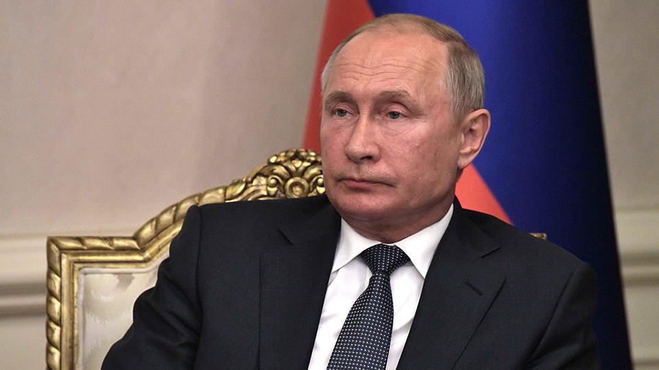 Владимир Путин призвал убрать "вузы-пустышки" из России и внести изменения в образовательные стандарты - фото 1