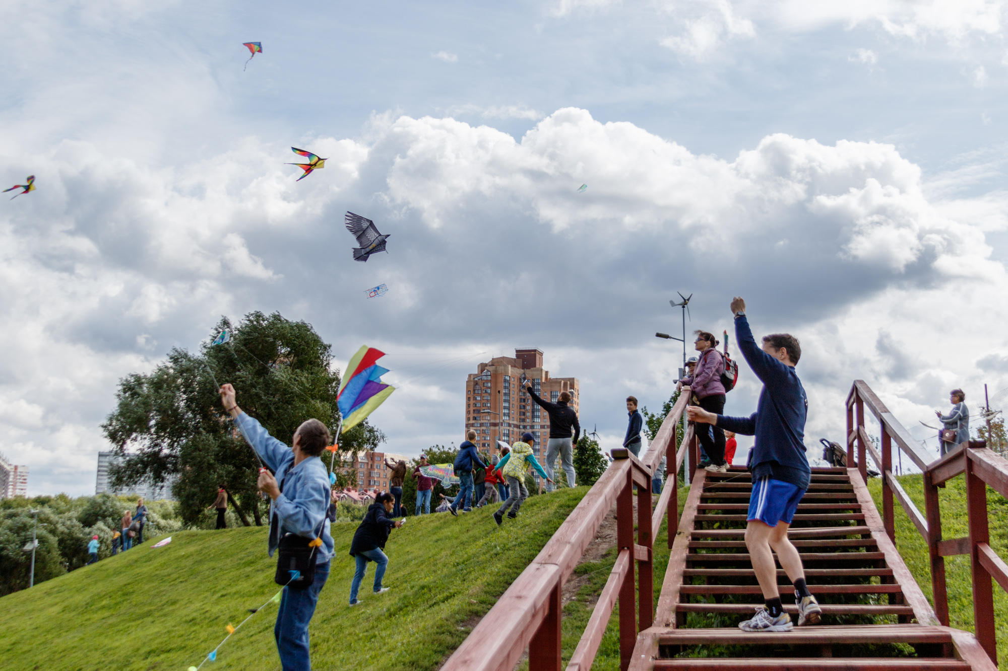 В Москве состоялся фестиваль воздушных змеев «ЛеТатлин №6» - фото 2