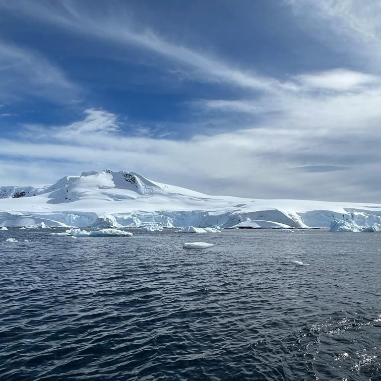 Команда Клуба полярных путешествий прибыла в Антарктиду  - фото 4