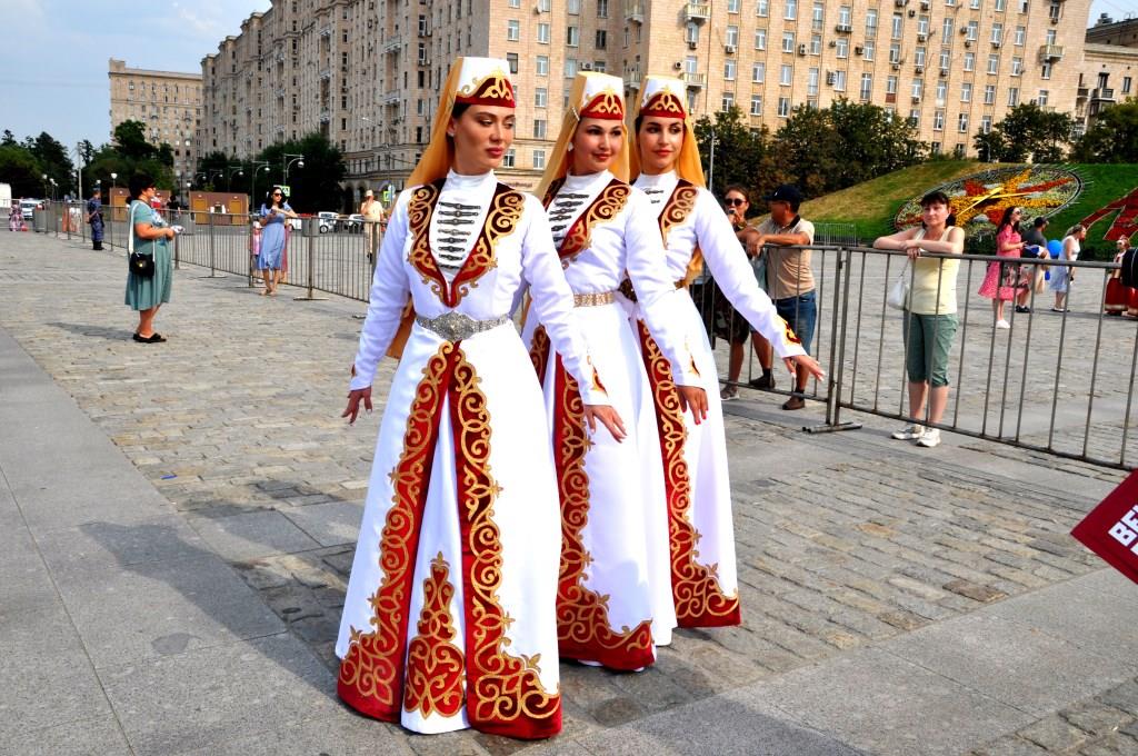 27 августа - праздник национальных культур «Народы Москвы» - фото 10