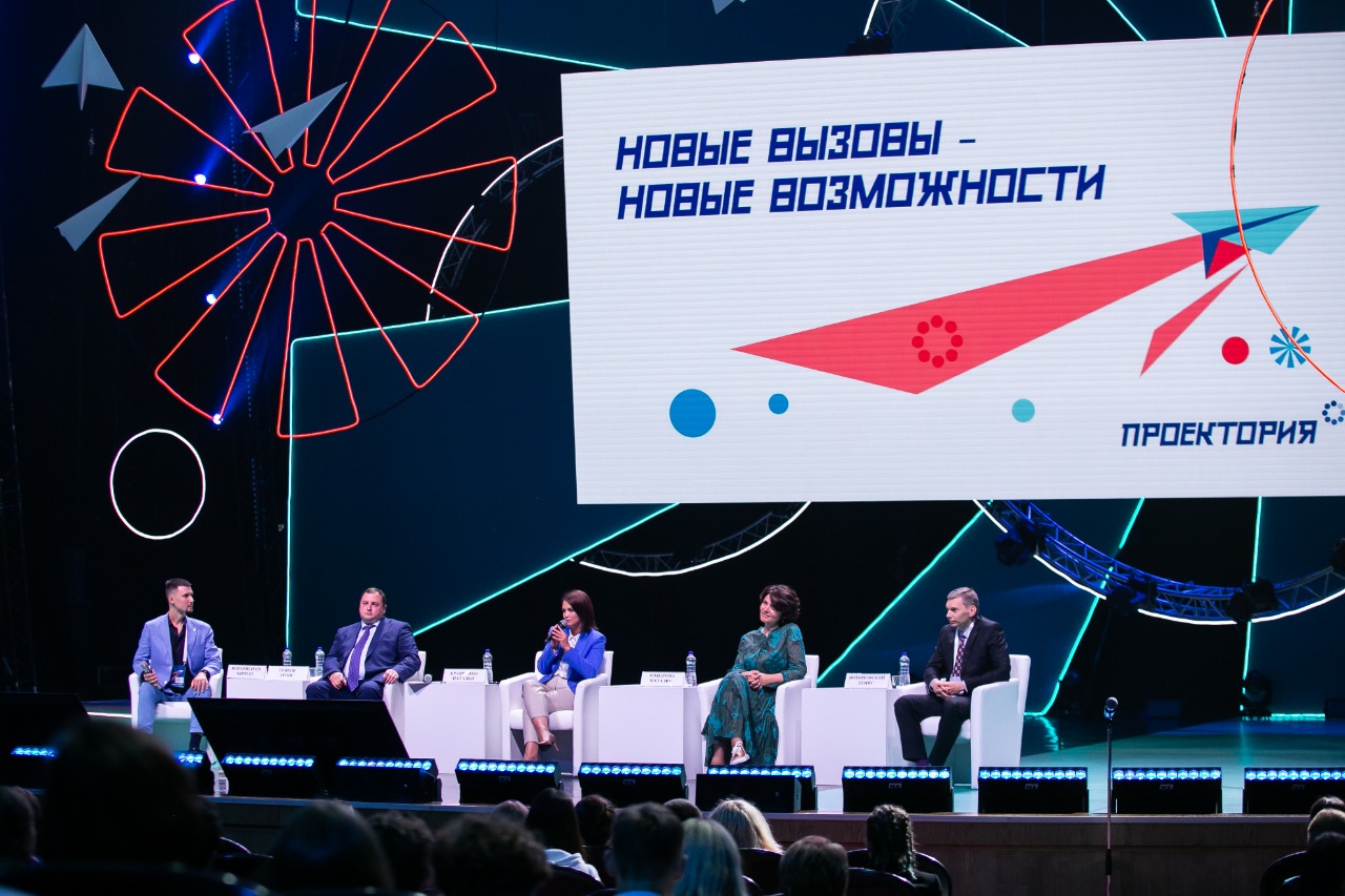 Денис Грибов: «Сегодня среднее образование дает уровень квалификации, который еще вчера соответствовал вузу» - фото 2