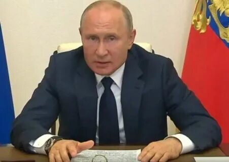 Путин возмутился подходами к оплате труда медиков в Петербурге - фото 1