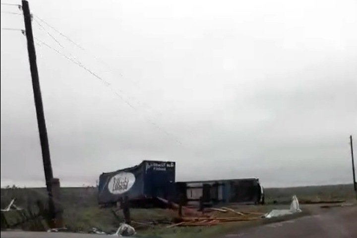 Ураган разрушил поселение в Кузбассе - фото 2