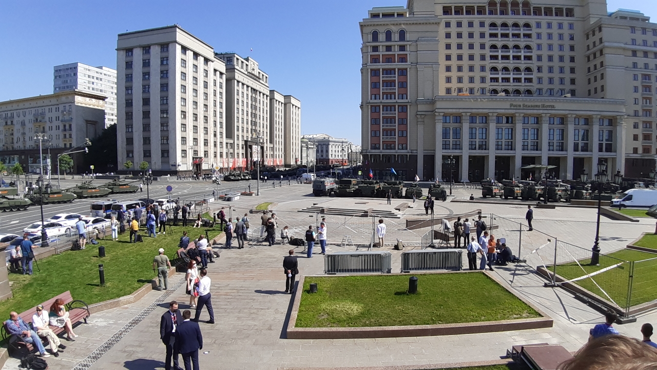 «ЭкоГрад» побывал сегодня на Красной площади перед началом Парада Победы - фото 11