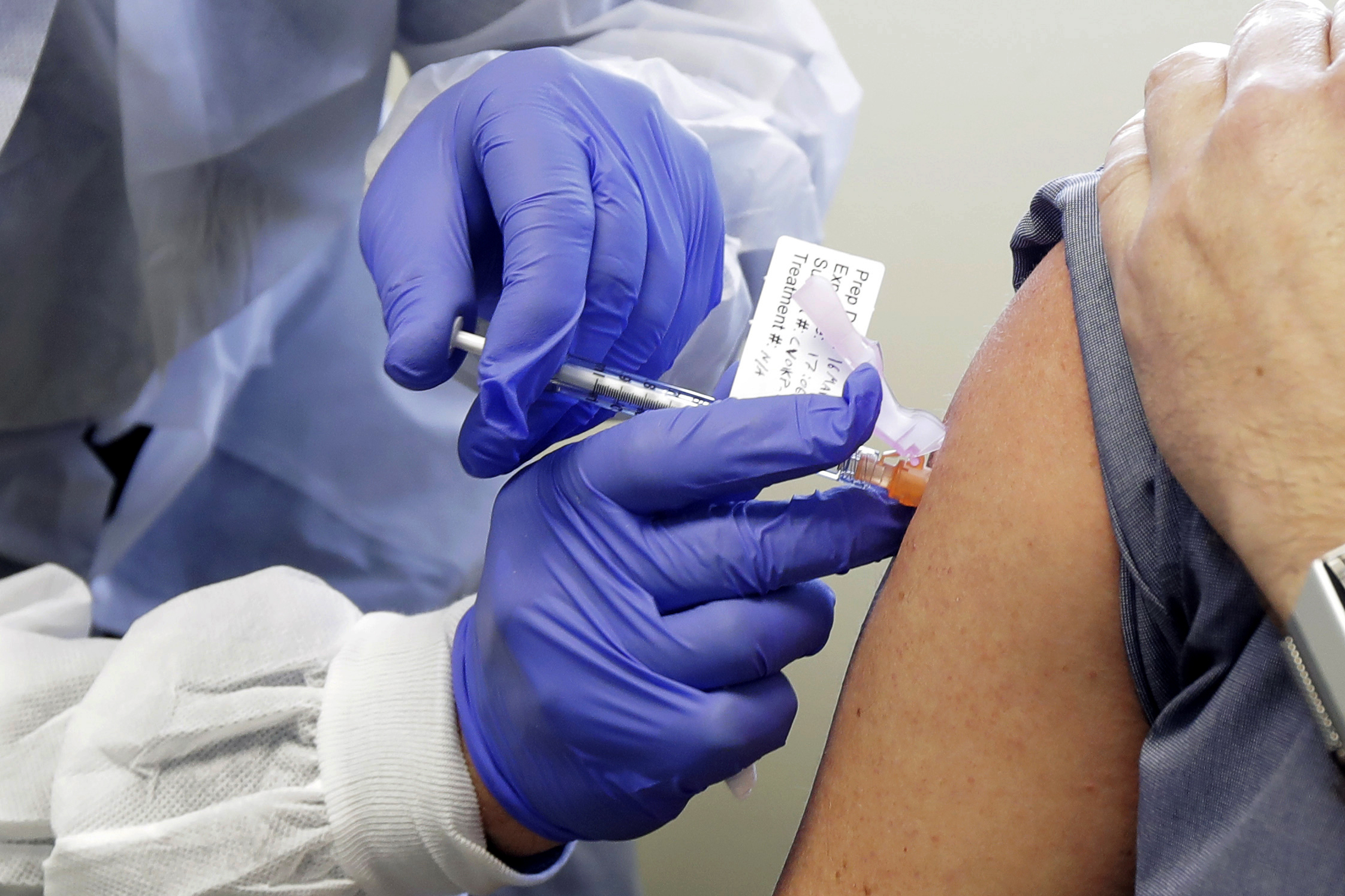 Стали известны результаты испытаний противокоронавирусной вакцины в США - фото 1