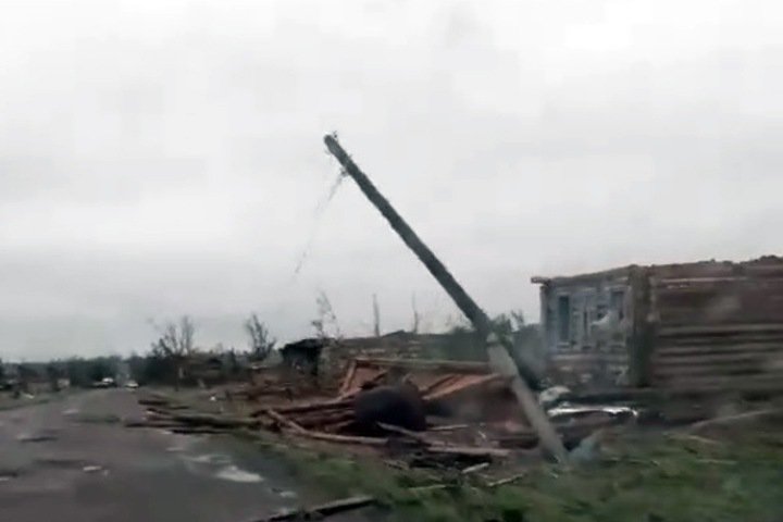 Ураган разрушил поселение в Кузбассе - фото 5