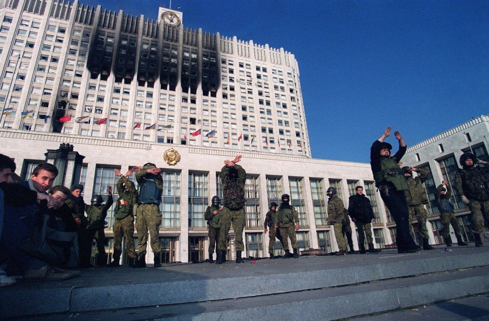 Расстрел Верховного Совета в 1993 году - трагедия для России - фото 2