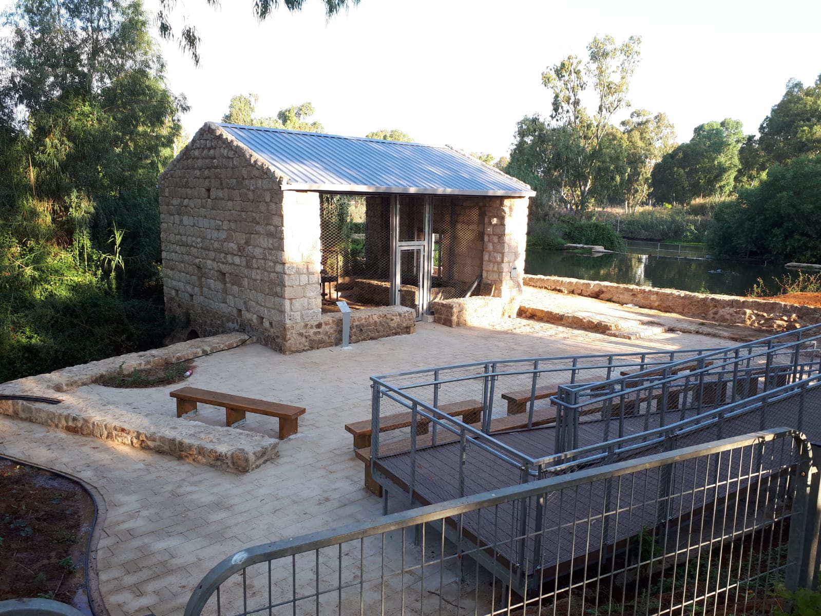 Израиль: Семь мельниц в парке Ганей-Йегошуа - фото 1