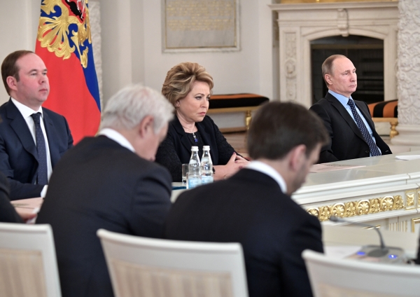 Штормит партию власти - фото 4