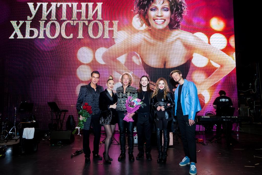 В Московском театре мюзикла состоялся гала-концерт, ...