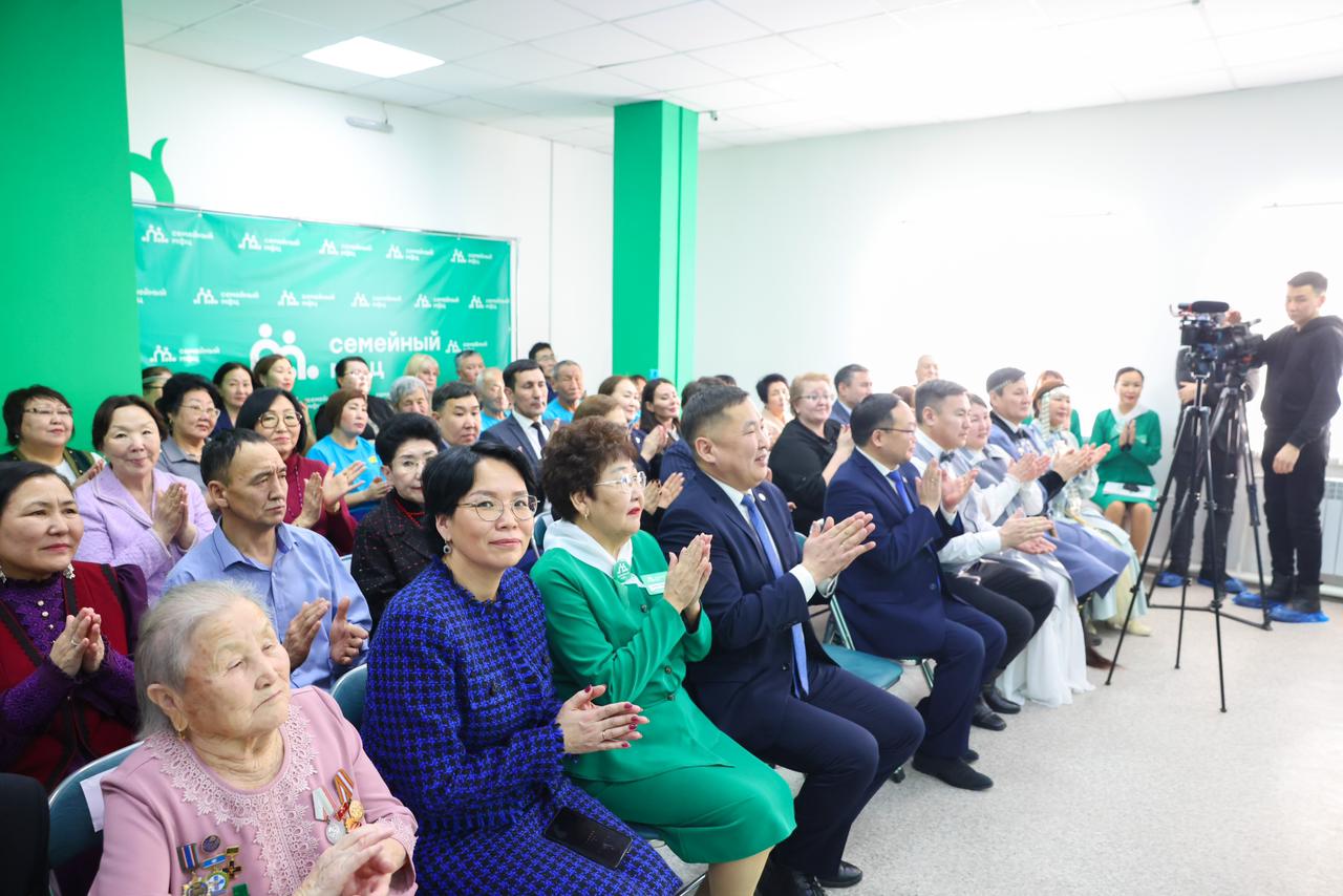 В Якутии открыли первый семейный многофункциональный центр - фото 5
