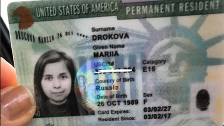 Мария Дрокова: Я так рада и благодарна получить грин-карту и стать ближе к получению гражданства в моей родной стране США - фото 1