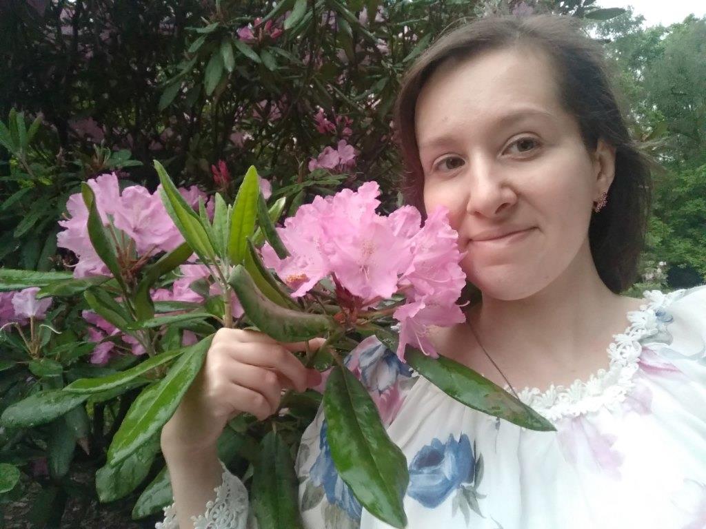 В Москве цветут рододендроны  - фото 5
