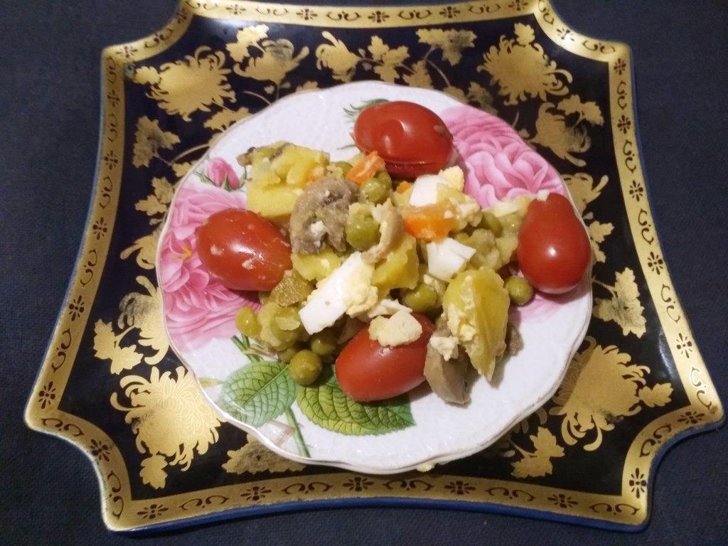 Эко-кулинария: салат из овощей и соленых помидорок «Шедевр»  - фото 3