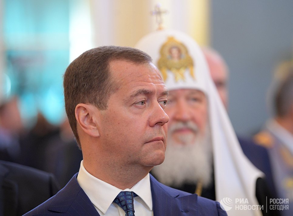 Кандидатура Дмитрия Медведева предложена на пост главы Правительства РФ - фото 1
