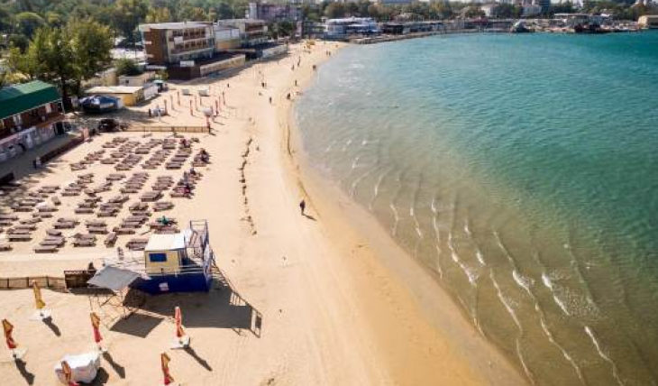 Аномалия в Черном море привела к запрету на купание - фото 1