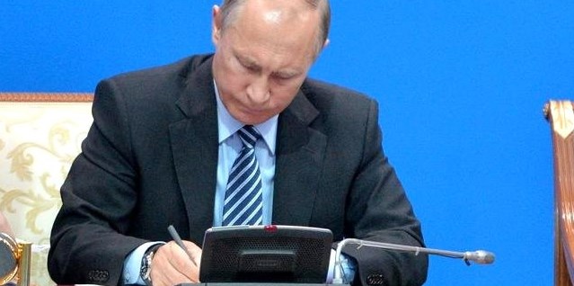 Президент подписал законы, ужесточающие законодательство и защищающие права граждан - фото 1