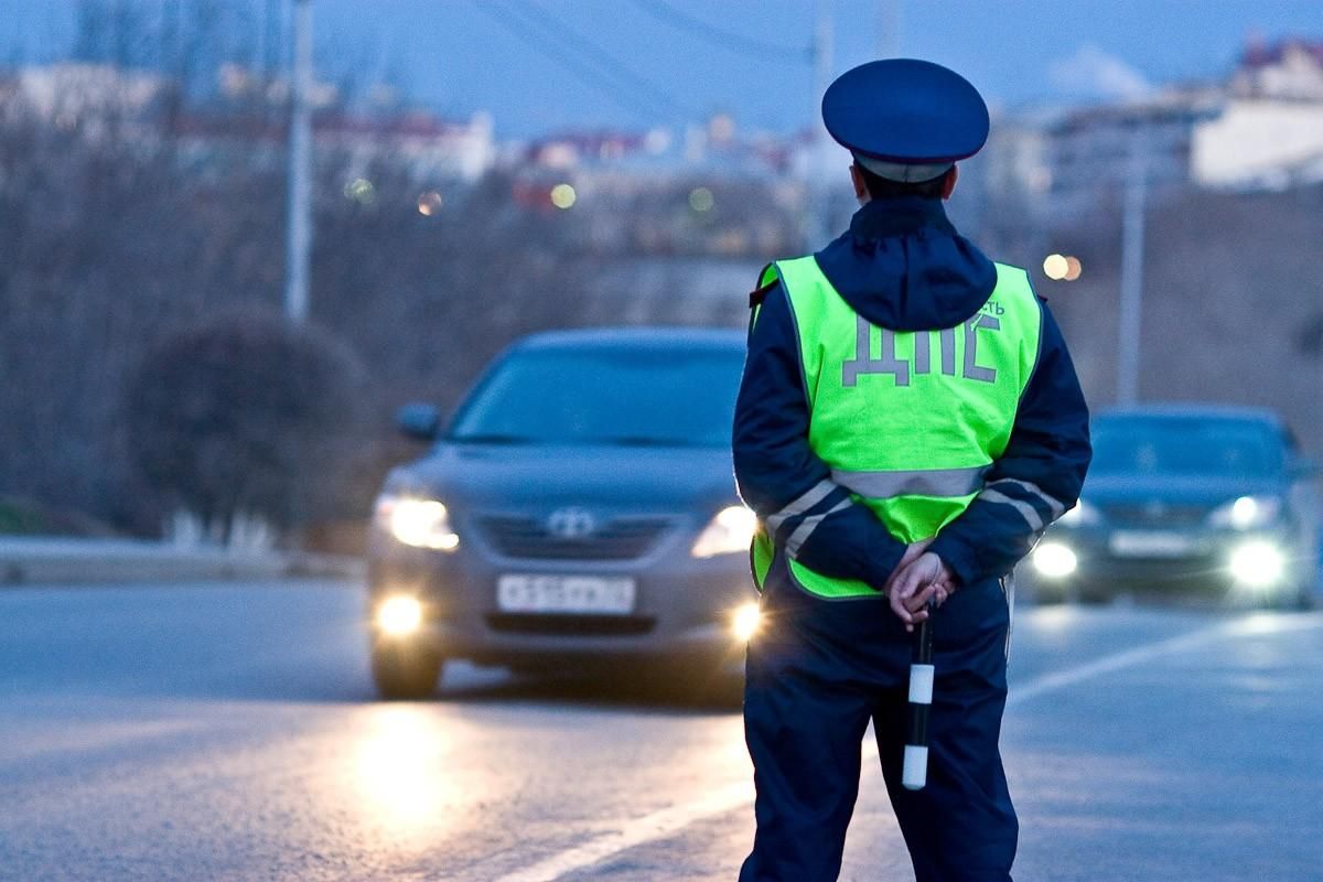 Решили подвезти друзей или родных - можно получить штраф в 15 000 рублей - фото 1