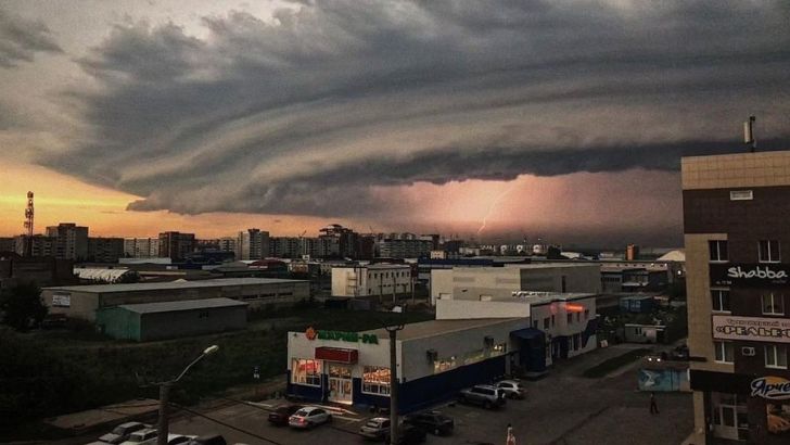 Смерчи и жара ожидаются в России в ближайшее время - фото 3
