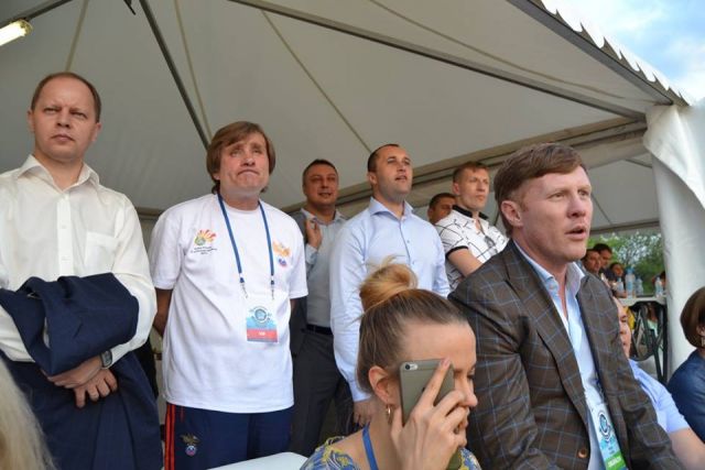 Антон Кульбачевский: Принял участие в открытии Евролиги пляжного футбола на стадионе Янтарь в Строгино - фото 2