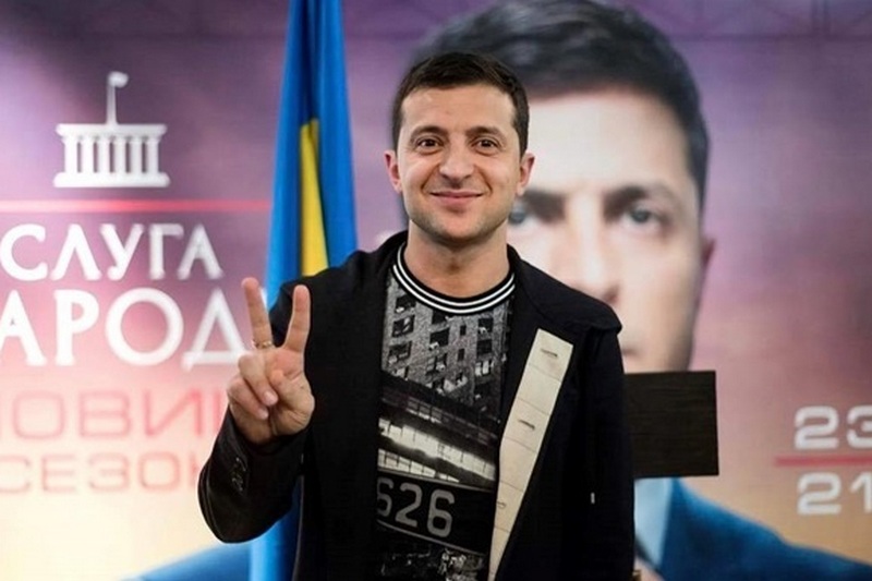 «Я не шучу!» - комедиант Владимир Зеленский сделал официальное заявление о намерении стать украинским президентом: в американских СМИ назван самым реальным кандидатом. - фото 3