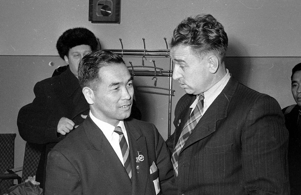 10 декабря 100-летие со дня рождения "отца русского хоккея" Анатолия Владимировича Тарасова - фото 6